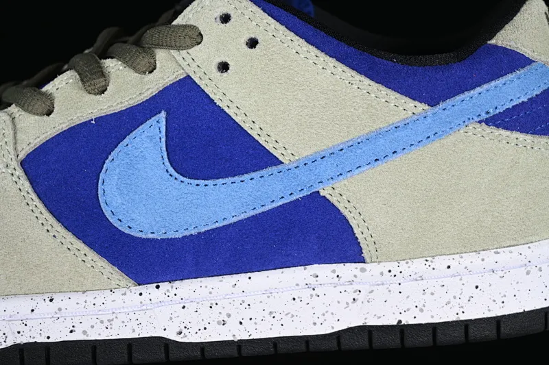 All categories Nk SB Dunk Series Nk SB Dunk Low low-top sneakers Nk SB Dunk Low Prm Khaki Blue SB smashed backboard fashion casual sneakers BQ6817-301